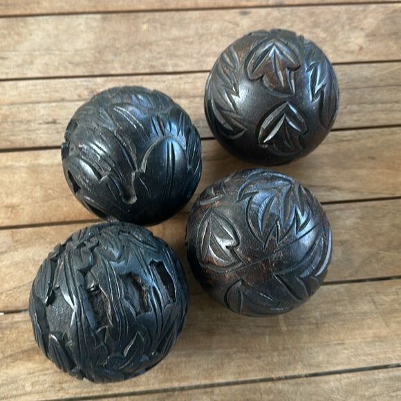 Pier 1 Wooden Hand Carved Set of 4 Decorative Balls - Picture 3 of 3
